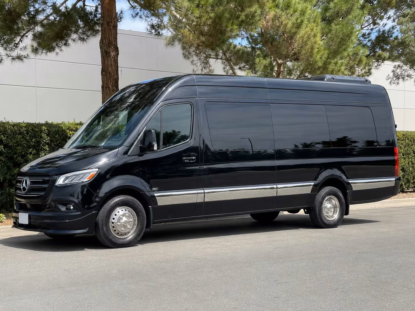 laredo corporate transportation